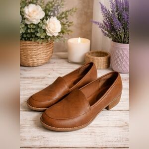 EuroSoft Elegant Tan Leather Loafers for Women